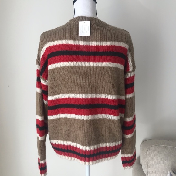 *LAST ONE!* UO Oversized Striped Boyfriend Sweater - Picture 3 of 8